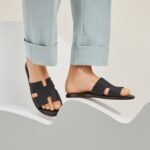 Hermès Izmir sandal 'Marine' - Image 5