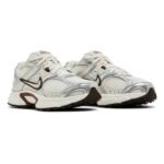 Nike V5 RNR 'Sail Fauna Brown - Image 3