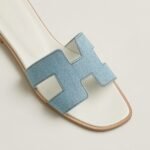 Hermès Oran sandal 'bleu clair' - Image 5